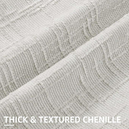 decorUhome Light Grey Chenille Throw Pillow Covers 18x18 Set of 2 Thick Textured Slubby Couch Pillow Covers Farmhouse Accent Modern Neutral Decorative Pillow Cases for Bed Sofa Living Room