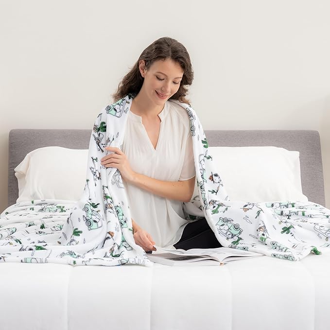 Berkshire Blanket Peanuts® VelvetLoft® Cute Character Snoopy Plush Blanket,Snoopy Desert Travel White,King 90 in x 108 in (Official Peanuts® Product)