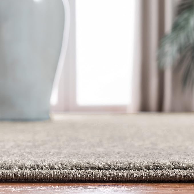 SAFAVIEH Evoke Collection 2'2" x 7' Silver / Ivory EVK256S Oriental Distressed Non-Shedding Living Room Entryway Foyer Hallway Bedroom Runner Rug