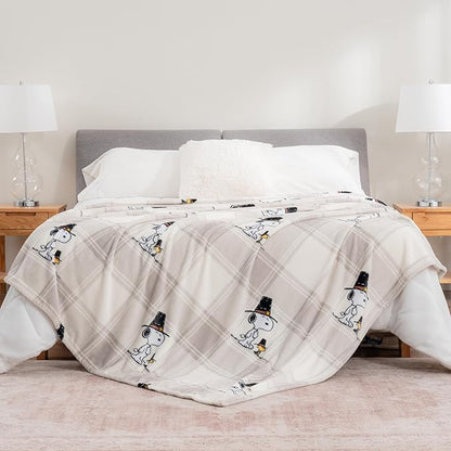 Berkshire Blanket Peanuts® VelvetLoft® Cute Character Snoopy Plush Blanket,Lakeside Plaid Harvest Snoopy and Woodstock Grey,Full/Queen 90 in x 90 in (Official Peanuts® Product)