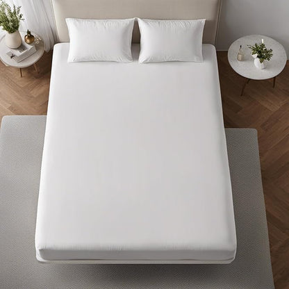 Miracle Made Mattress Protector – Silver-Infused Cotton Fabric – Water-Resistant, Thermoregulating Cover for Sensitive Skin – Compatible with 3-Temperature Zone Comforter, Queen, White