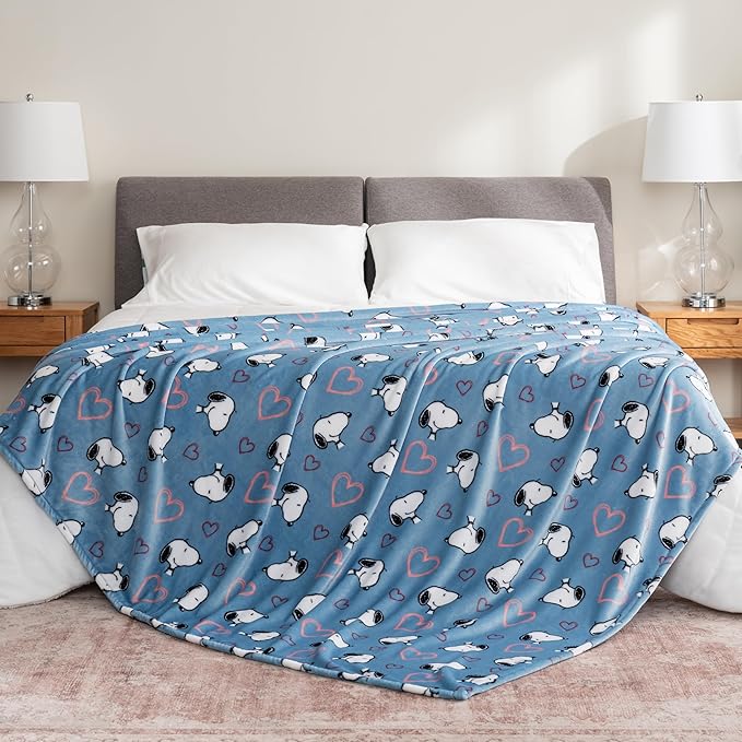 Berkshire Blanket Peanuts® VelvetLoft® Cute Character Snoopy Plush Blanket,Heart Toss Blue,King 90 in x 108 in (Official Peanuts® Product)