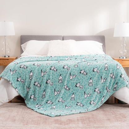 Berkshire Blanket Peanuts® VelvetLoft® Cute Character Snoopy Plush Blanket,Snoopy Springtime Floral Dance Large Blue,King 90 in x 108 in (Official Peanuts® Product)