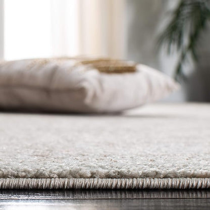 SAFAVIEH Evoke Collection 3' x 5' Ivory / Taupe EVK256E Oriental Distressed Non-Shedding Living Room Bedroom Accent Rug