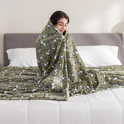 Berkshire Blanket Peanuts® VelvetLoft® Cute Character Snoopy Plush Blanket,Loden Green,Twin 60 in x 90 in (Official Peanuts® Product)