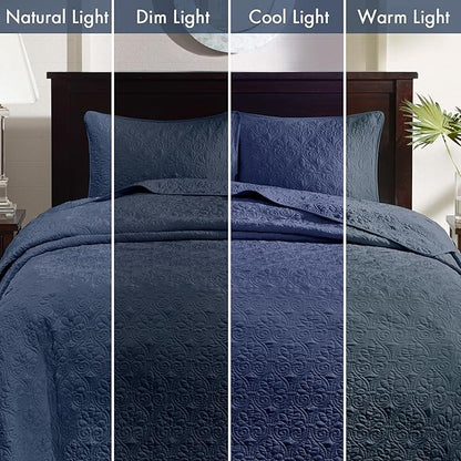 Madison Park Quebec Reversible Quilt Set Damask Design, Double Sided Stitching All Season, Lightweight Bedspread Bedding Set, Matching Sham, Navy, Twin(81"x110") 2 Piece