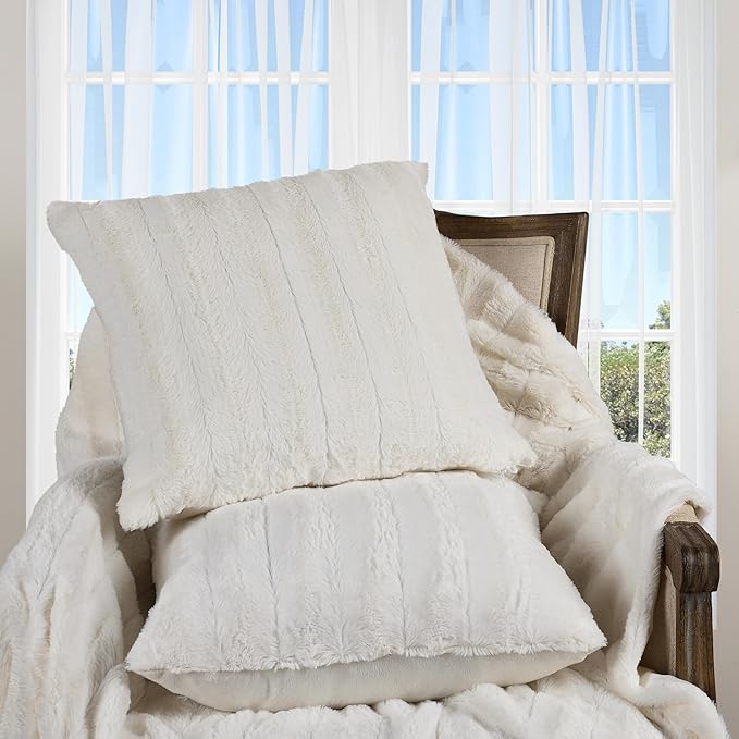 Cheer Collection Faux Fur Throw Pillows - Decorative Pillows for Couch, Bed Throw Pillows, White Accent Pillows for Bedroom or Living Room Aesthetic, Set of 2 Furry Throw Pillows, 26" x 26"