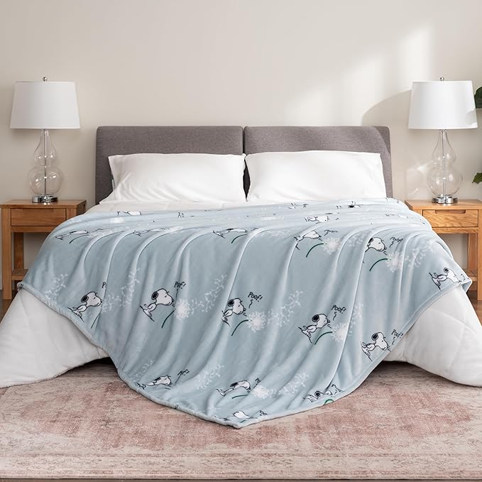 Berkshire Blanket Peanuts® VelvetLoft® Cute Character Snoopy Plush Blanket,Peanuts Snoopy Make A Wish Spring Blue,Full/Queen 90 in x 90 in (Official Peanuts® Product)