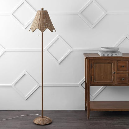 JONATHAN Y JYL5501A Tybee 60.5" Traditional Coastal Rattan Scalloped LED Floor Lamp Minimalist, Shabby Chic, Classic, Cottage, Bedroom, Living Room, Entryway, Office, Dining Room, Natural Brown
