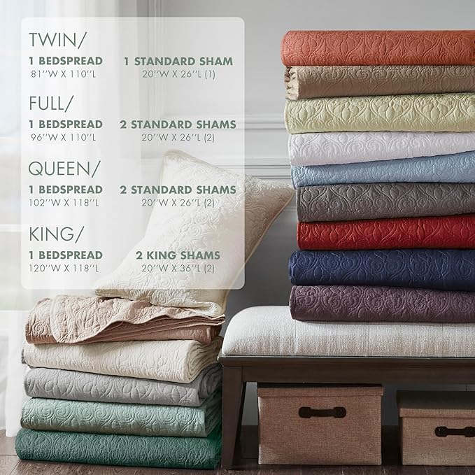 Madison Park Quebec Reversible Quilt Set Damask Design, Double Sided Stitching All Season, Lightweight Bedspread Bedding Set, Matching Sham, Seafoam, Twin(81"x110") 2 Piece