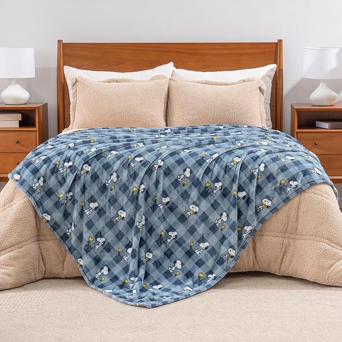 Berkshire Blanket Peanuts® VelvetLoft® Cute Character Snoopy Plush Blanket,Navy Tonal,Twin 60 in x 90 in (Official Peanuts® Product)