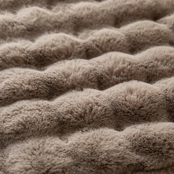 Pack of 2 Thick Plush Throw Pillow Covers Fluffy Wave Faux Fur Decorative Cushion Covers Soft Wool Pillowcase for Sofa Couch Livingroom 18x18 Inch Taupe