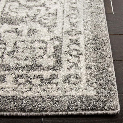 SAFAVIEH Area Rug 8x10 - Evoke Collection - Large - Grey & Ivory, Distressed Design, Non-Shedding & Easy Cleaning, Ideal for Living Room, Bedroom, Dining Space (EVK256D)