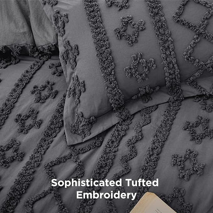 Bedsure Tufted Boho Comforter Set Full Size - Dark Grey Boho Bed Set, GentleSoft™ 3 Pieces Farmhouse Shabby Chic Embroidery Bedding, Gifts for Woman, Soft Jacquard Full Comforter for All Seasons