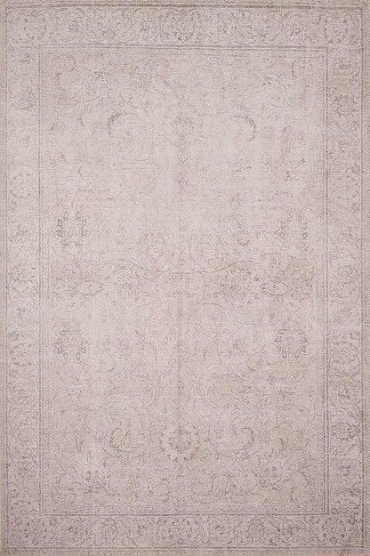 Loloi Loren Collection LQ-12 Sand 5'-0" x 7'-6" Area Rug