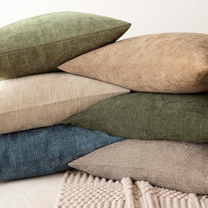 Foindtower Pack of 2 Soft Textured Chenille Throw Decorative Pillow Covers Square Accent Solid Cushion Cover Cozy Neutral Farmhouse Pillow Case for Couch Sofa Bedroom Living Room 18x18 Inch,Blue