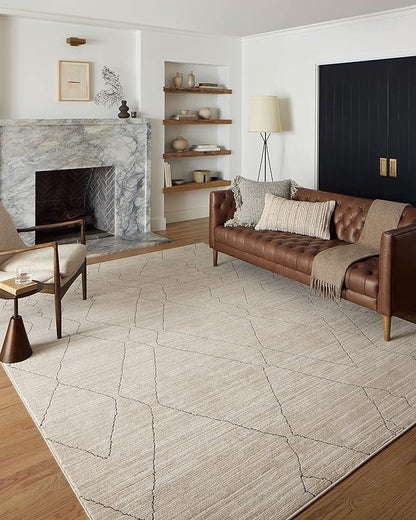 Loloi Darby Collection DAR-03 Sand/Charcoal 2'-7" x 12'-0" Runner Rug