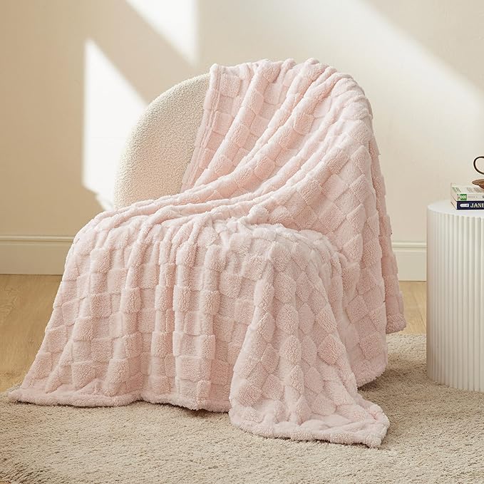 Bedsure GentleSoft Pink Throw Blanket for Couch - Checkered Fleece Blankets Gifts for Women Men Girls, Cute Soft Cozy Throw for Bedroom Home Decor Gifts, 50x60 Inches