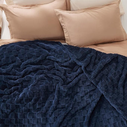 Bedsure GentleSoft King Size Blanket for Bed - Super Soft Cozy Blankets for Women Men Girls, Large Fuzzy Fleece Throw for Bedroom Decor, Navy Blue,108x90 Inches