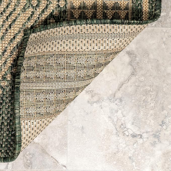 nuLOOM 4' x 6' Outdoor Tribal Geometric Area Rug, Stain Resistant, Weather Resistant, High Traffic, Patio, Balcony, Outside, Ranya Green