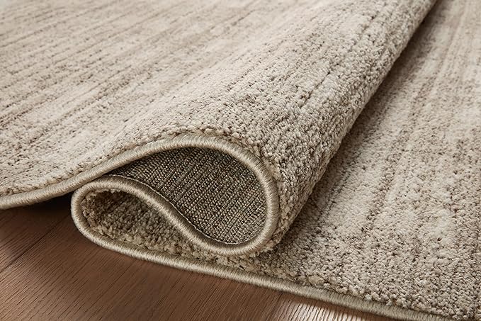 Loloi Darby Collection DAR-07 Pebble/Sand 4'-0" x 6'-0" Accent Rug