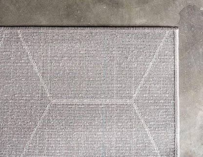 Unique Loom Trellis Frieze Collection Area Rug - Geometric (2' x 13' 1" Runner, Light Gray/ Ivory)
