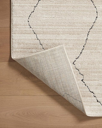 Loloi Darby Collection DAR-03 Sand/Charcoal 2'-7" x 12'-0" Runner Rug