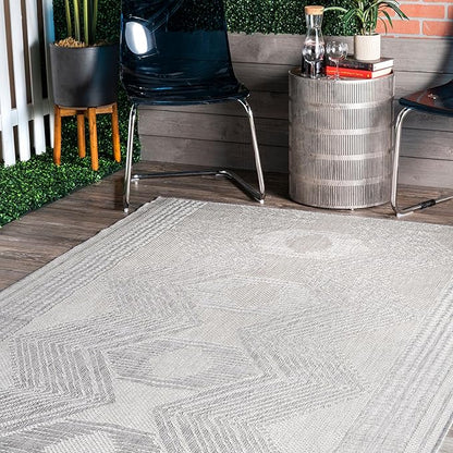 nuLOOM 8' Round Outdoor Tribal Geometric Area Rug, Stain Resistant, Weather Resistant, High Traffic, Patio, Balcony, Outside, Ranya Light Grey