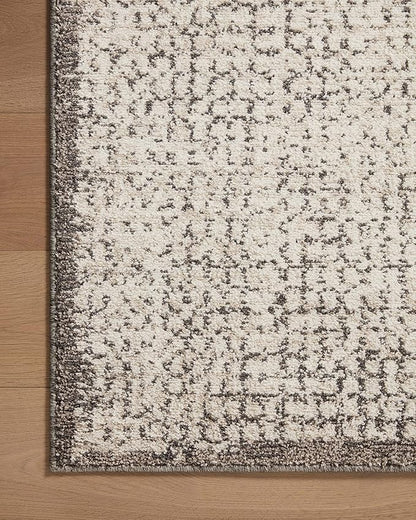 Loloi Darby Collection DAR-04 Ivory/Stone 2'-7" x 8'-0" Runner Rug