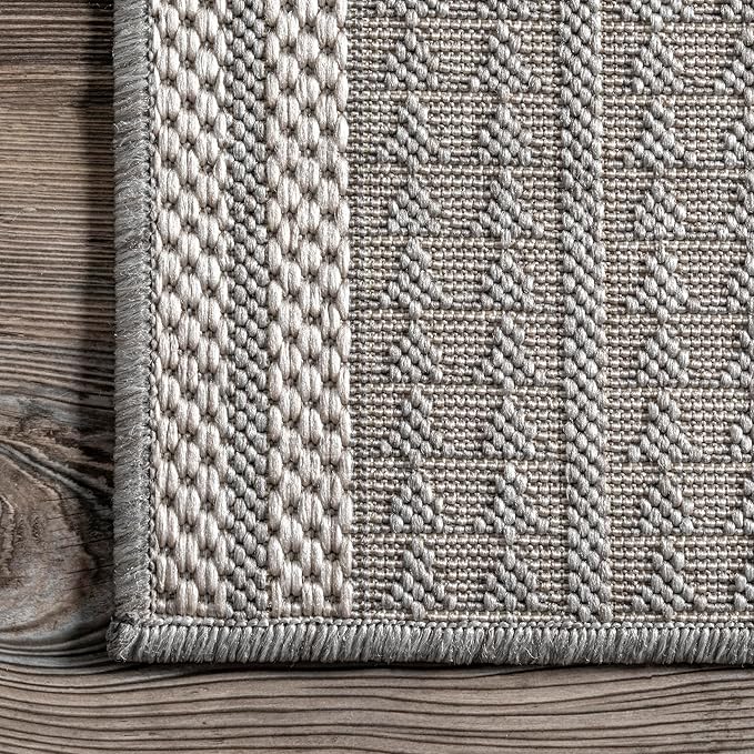 nuLOOM 2' x 3' Outdoor Tribal Geometric Area Rug, Stain Resistant, Weather Resistant, High Traffic, Patio, Balcony, Outside, Ranya Light Grey