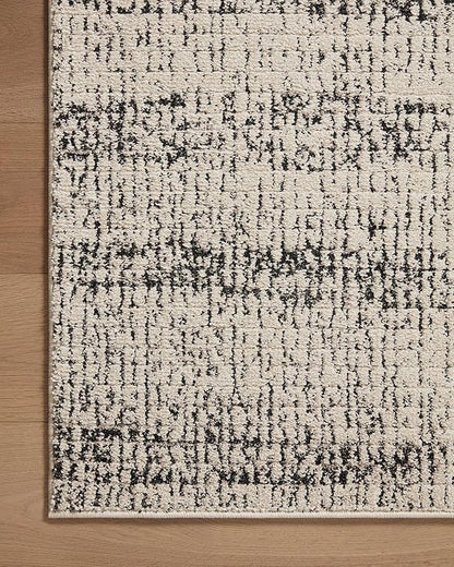 Loloi Darby Collection DAR-02 Oatmeal/Charcoal 2'-7" x 8'-0" Runner Rug