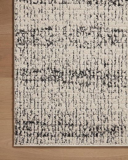 Loloi Darby Collection DAR-02 Oatmeal/Charcoal 6'-7" x 9'-3" Area Rug