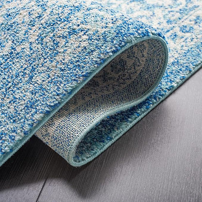 SAFAVIEH Evoke Collection Area Rug - 9' Round, Blue & Ivory, Distressed Design, Non-Shedding & Easy to Clean, Ideal for Living Room, Bedroom, Dining Space (EVK256C)