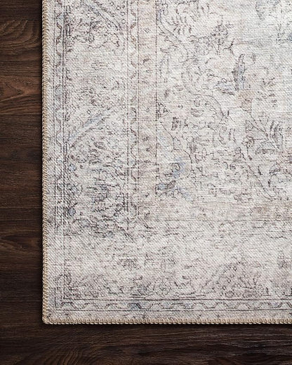 Loloi Loren Collection LQ-04 Silver/Slate 2'-3" x 3'-9" Accent Rug