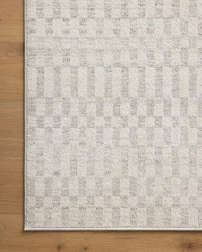 Loloi Kamala Collection KAM-05 Ivory/Grey 2'-7" x 8'-0" Runner Rug