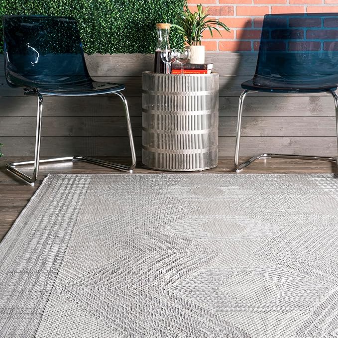 nuLOOM 8' Round Outdoor Tribal Geometric Area Rug, Stain Resistant, Weather Resistant, High Traffic, Patio, Balcony, Outside, Ranya Light Grey